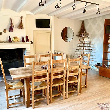 Aux Agapanthes, Chambres D'Hotes Charentaises De Charme Avec Piscine Aumagne Екстериор снимка