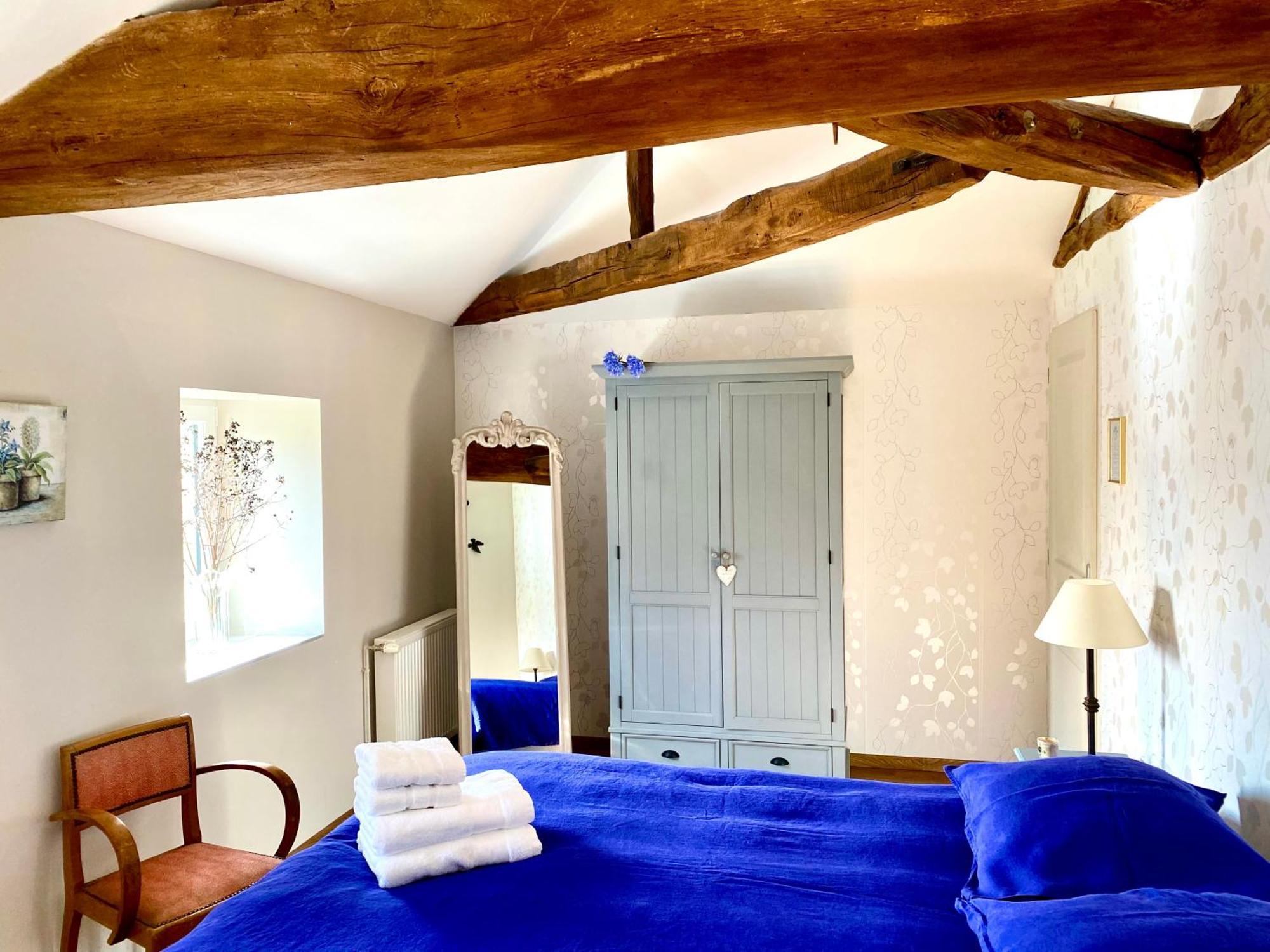 Aux Agapanthes, Chambres D'Hotes Charentaises De Charme Avec Piscine Aumagne Екстериор снимка